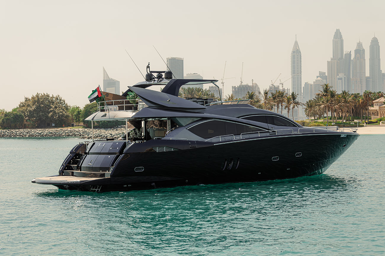 82ft-luxury-yacht-rental-matrix-dubai-2-1